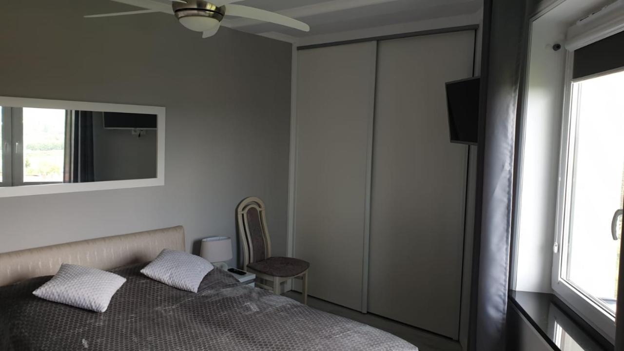 Apartamenty Podzamcze Waldenburg Exterior foto