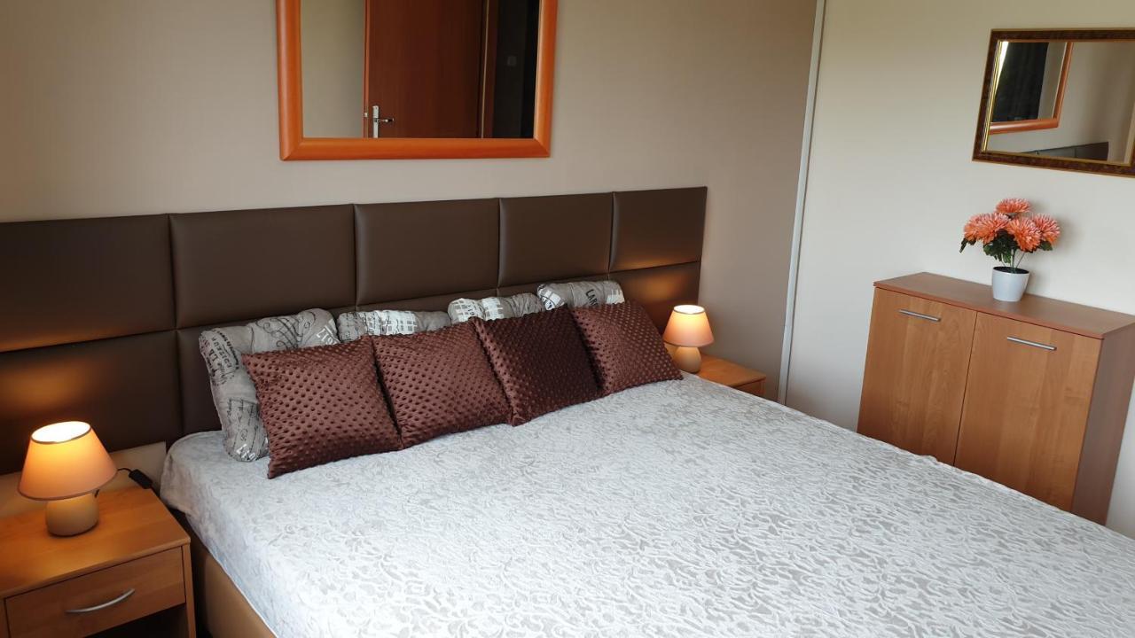 Apartamenty Podzamcze Waldenburg Exterior foto