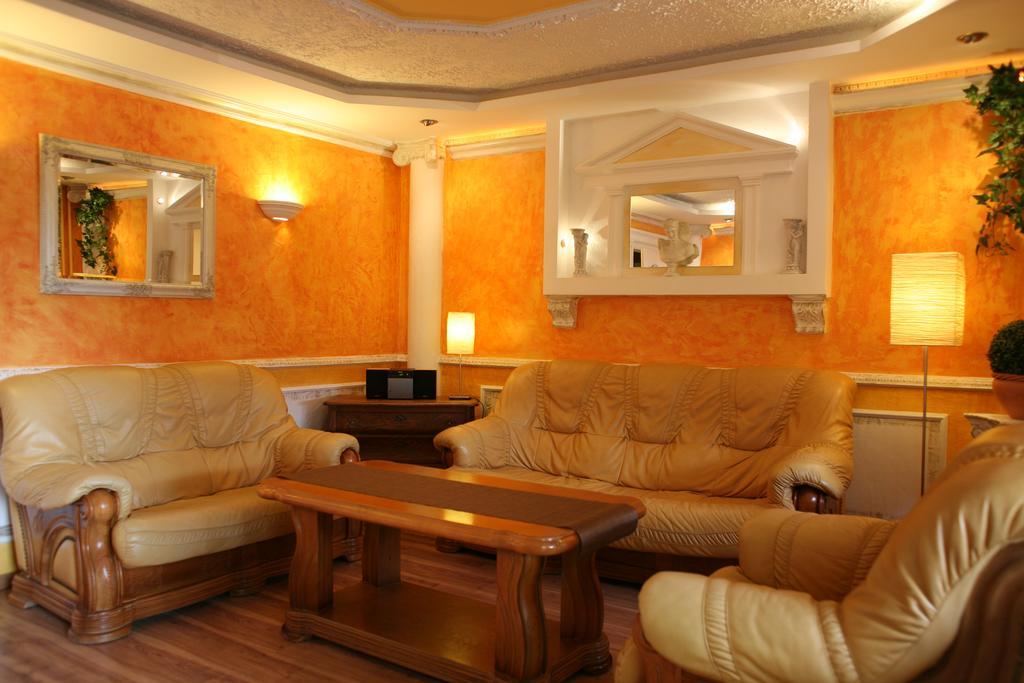 Apartamenty Podzamcze Waldenburg Zimmer foto