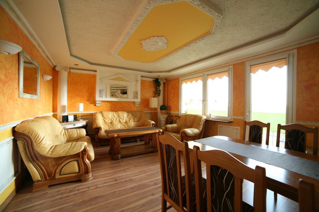 Apartamenty Podzamcze Waldenburg Exterior foto